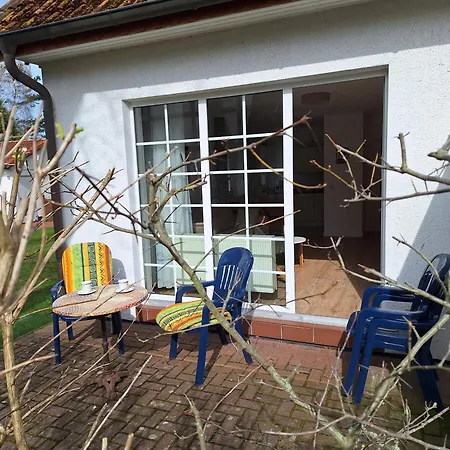 아파트 Muehlenstr Prerow, Ruhig, Zentral, Mit Terrasse *